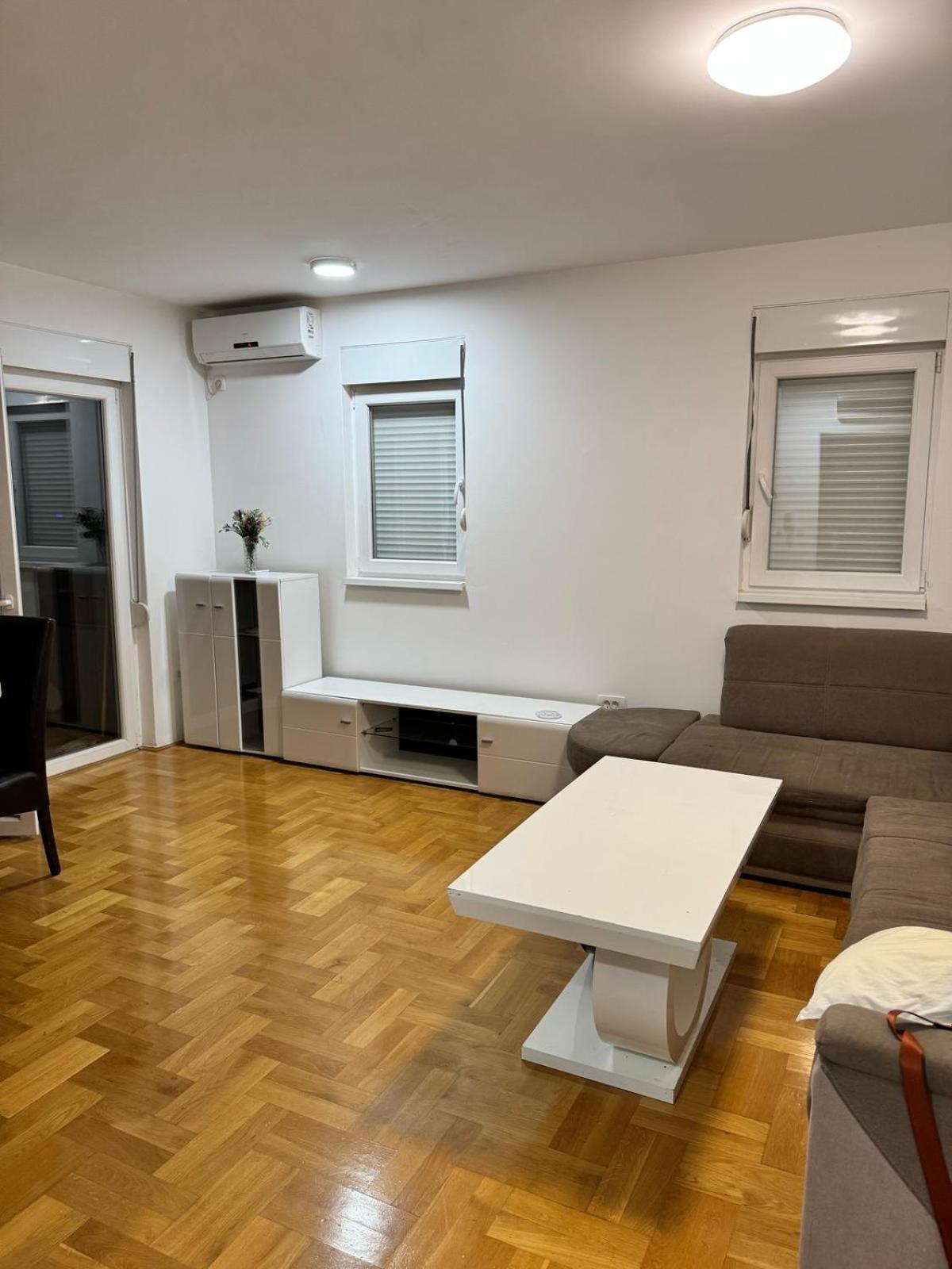 Apartment Budva Eksteriør billede